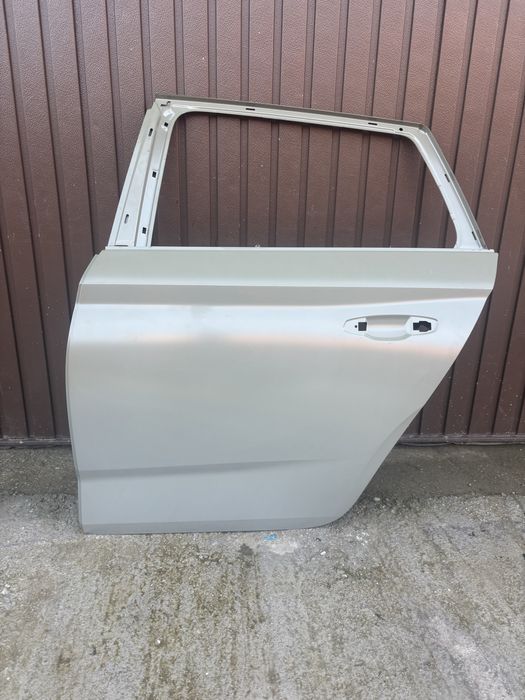 usa stanga spate skoda kamiq