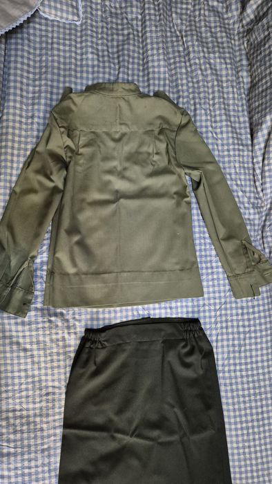 Продам военный костюм на девочку. б/у