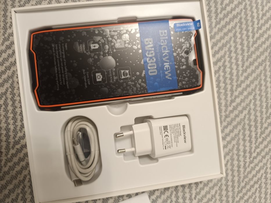 Продам смартфон Blackwiew 9300 неубиваемый мощный  телефон