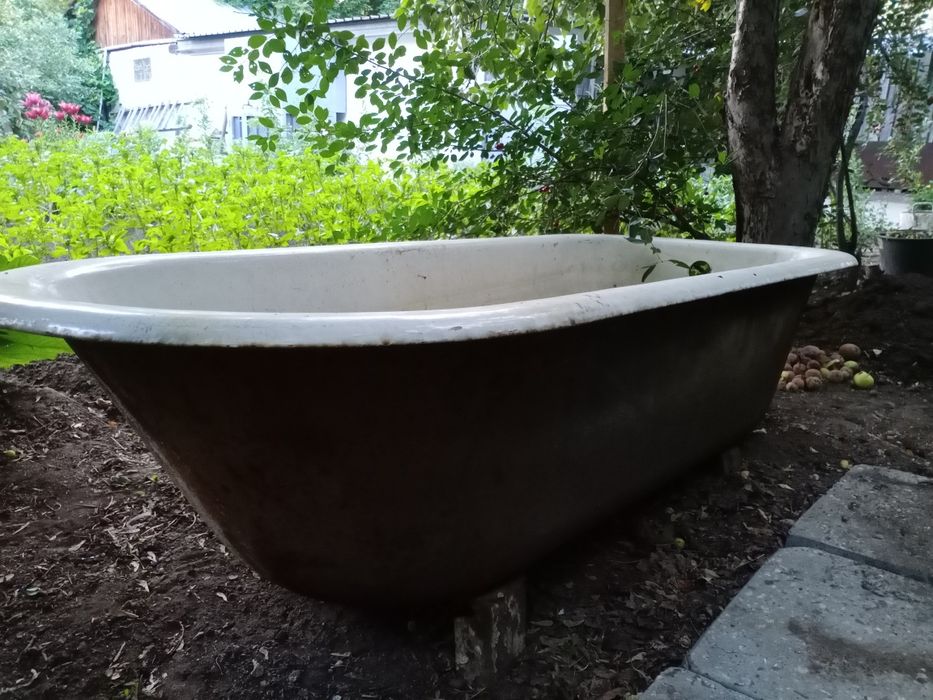 Ванна чугунная б/у