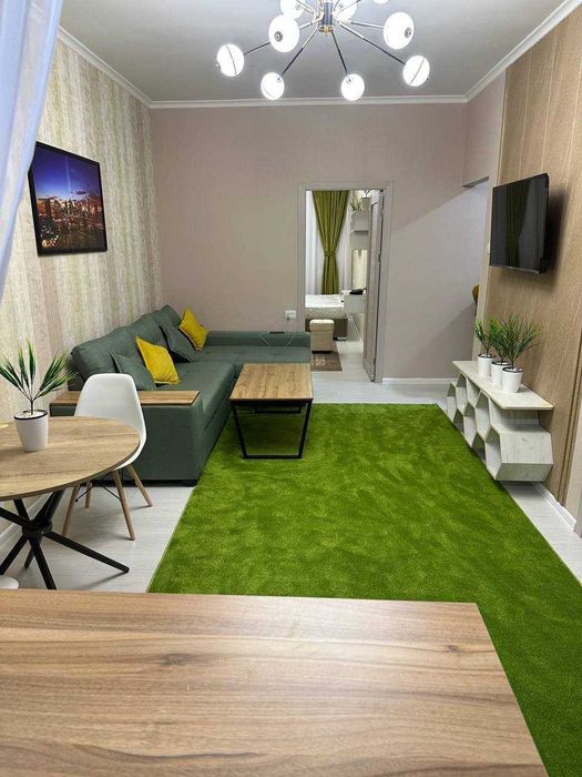 R7 Сдаётся квартира 2/2/4 на Мирзо-Улугбекском р-н Массив Ялангач