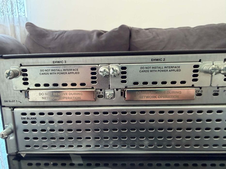 Cisco ISR 2911/K9 Enterprise Router – тестван, IOS 15.7, Voice модули