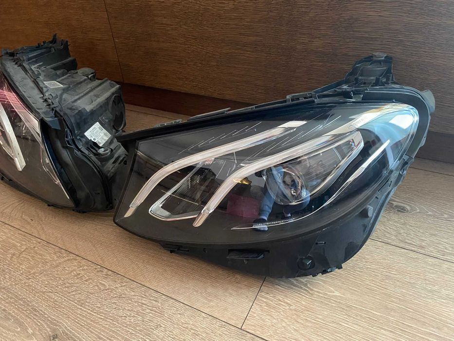Far DREAPTA + STANGA original LED MULTIBEAM Mercedes E-Class W213 E220