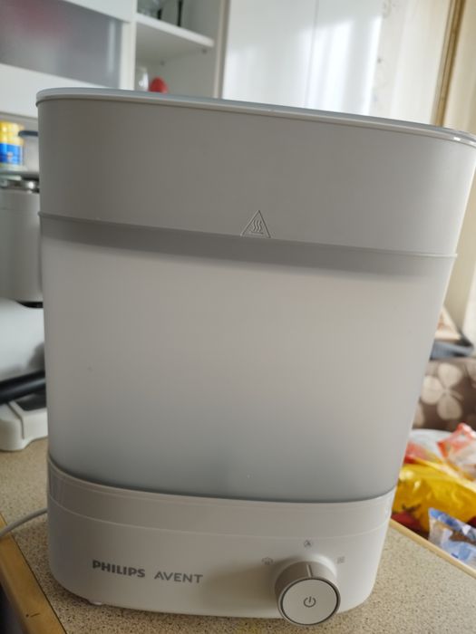 Стерилизатор Philips Avent  с функция изсушаване