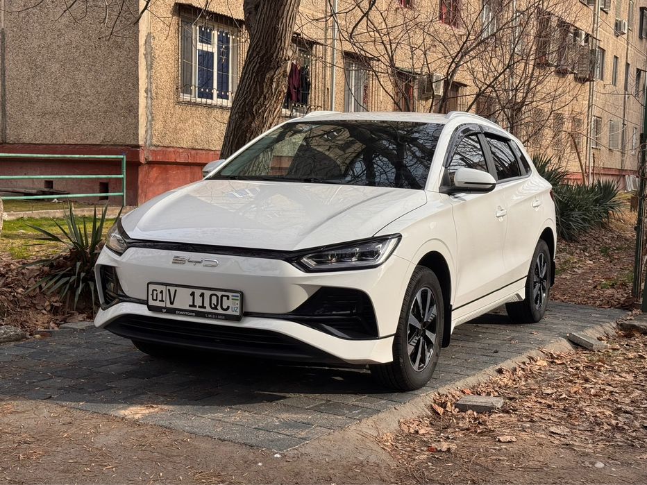 BYD E2 405км Luxury full (Топ Тоза Краска) 44.000км Накт/Насия