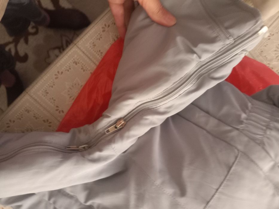 Продам детские комбинезоны