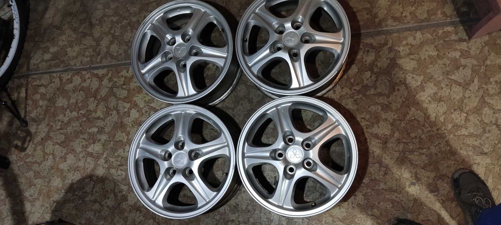 Алуминиеви лети джанти за Митсубиши Mitsubishi 16 цола