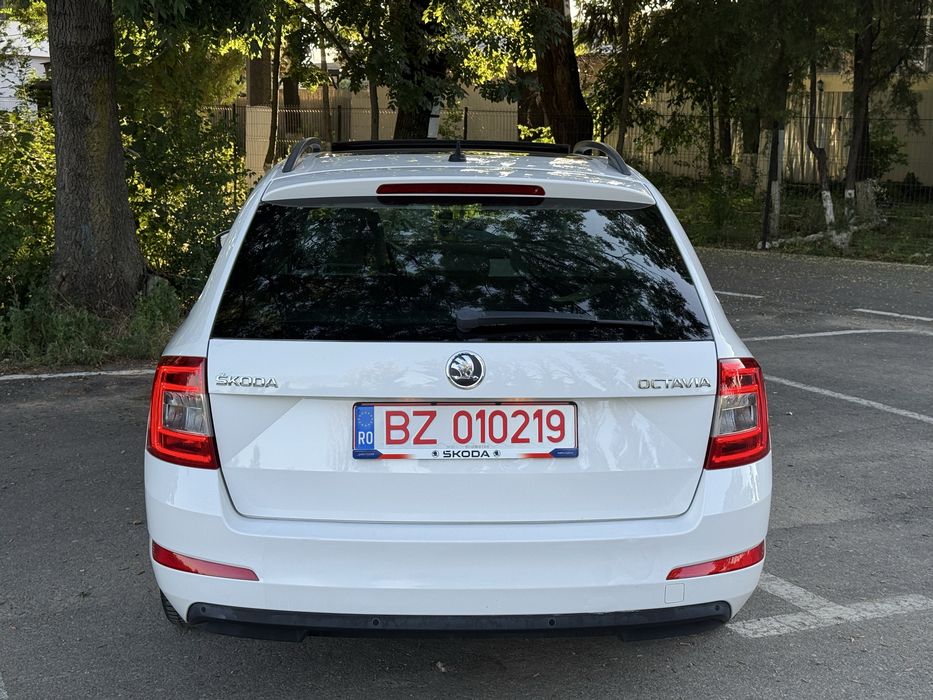 Scoda octavia  3 an 2014 EURO 6 Impecabila