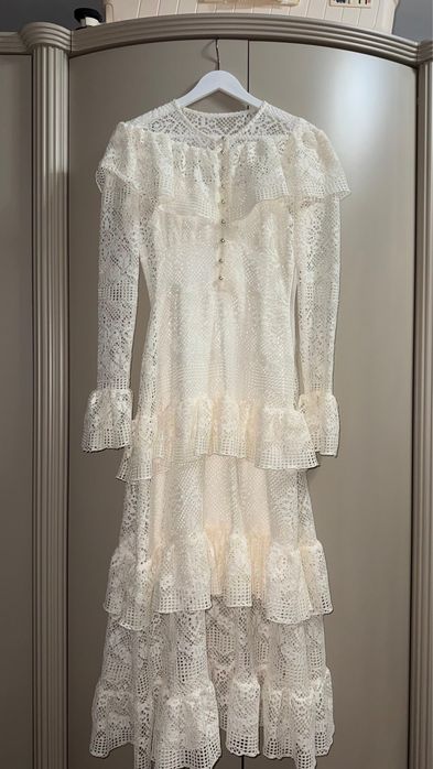 Платье - брендовое