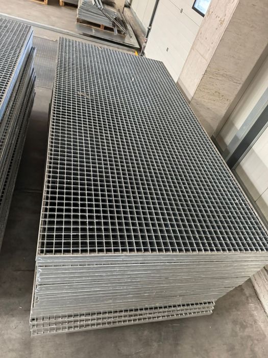 Grătare zincate grilaje rigole pardoseli industriale si trepte