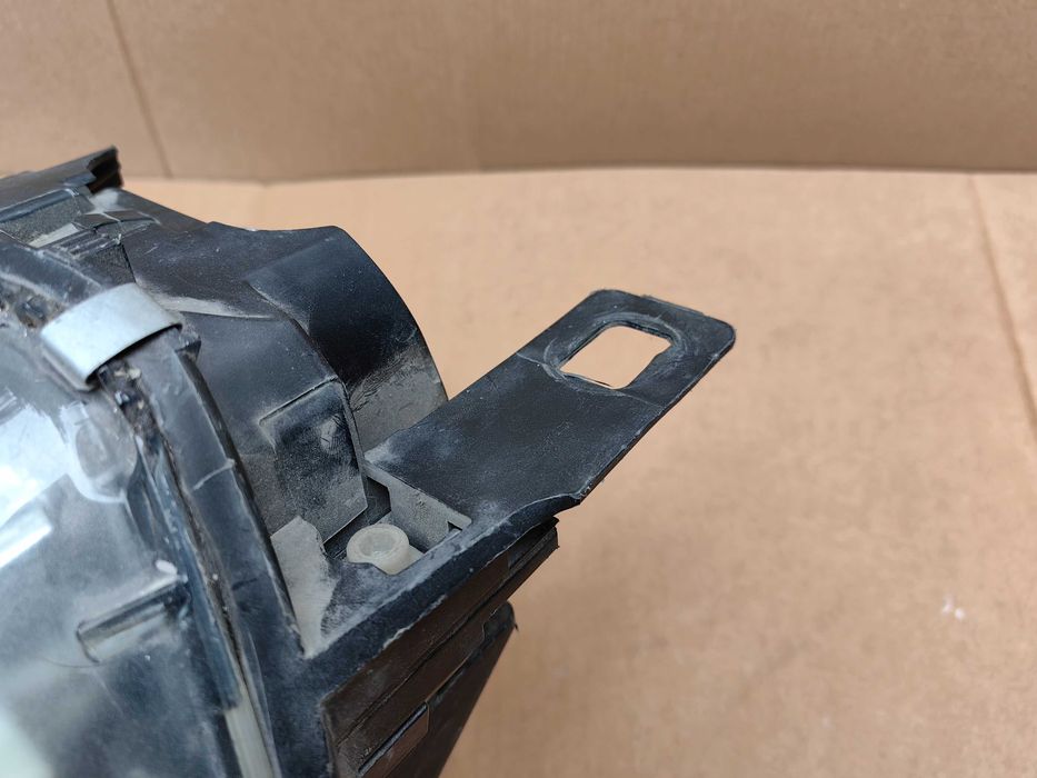 Фар за Mini Cooper R56 Xenon / Мини Купър Р56 Ксенон