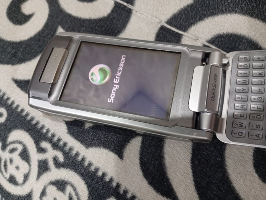 Сони ериксон Р910i