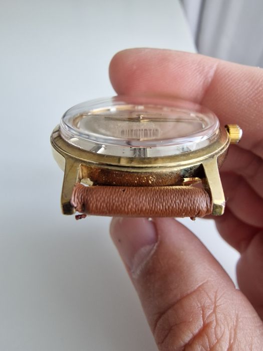 Ceas automatic placat cu aur Swiss made marca Gama. Mecanism ETA2472.