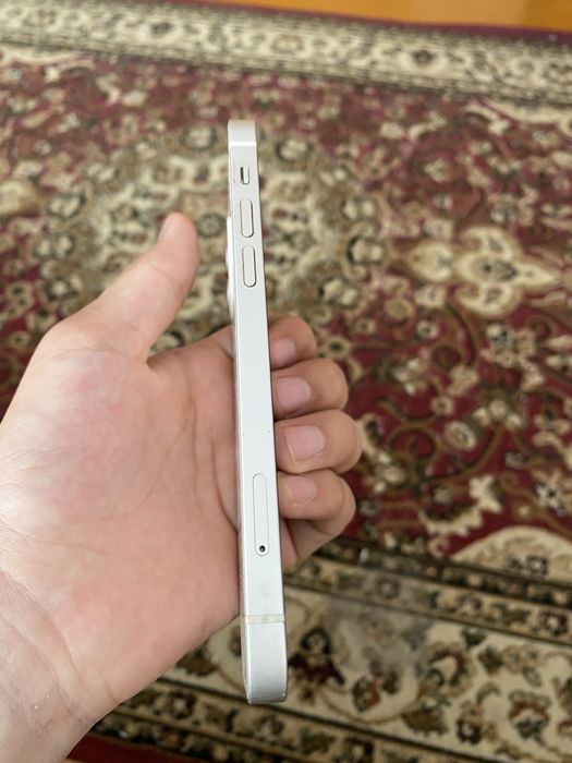 12 айфон, продам