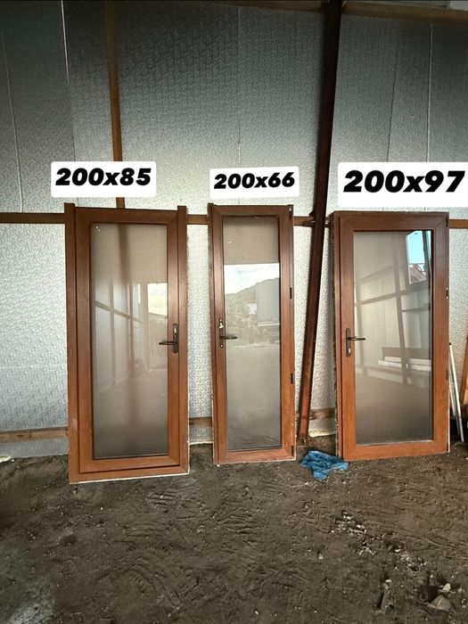 Usi Termopan cu toc