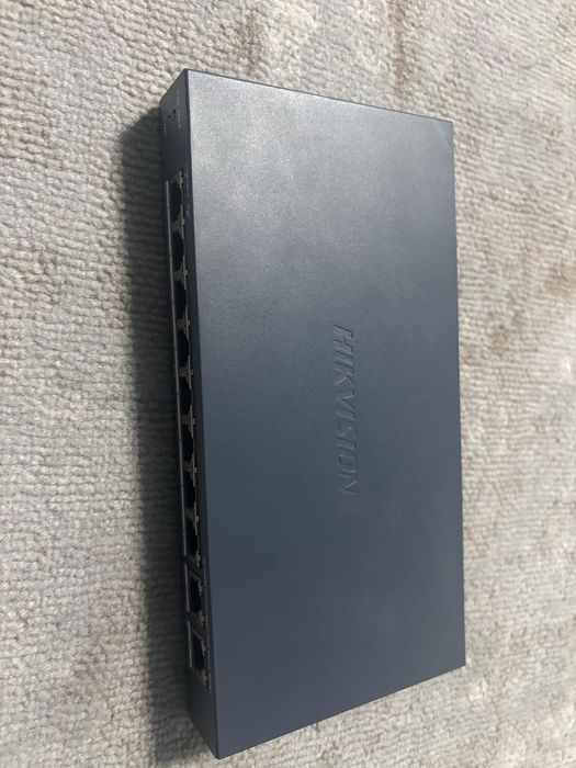 Комутатор Hikvision DS 3E0109P