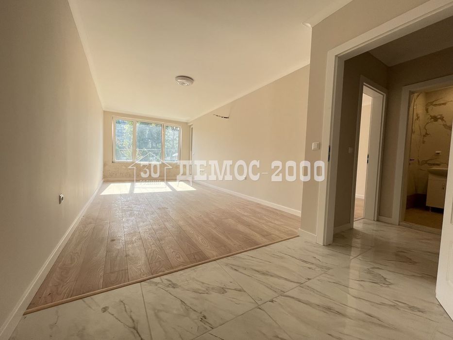 Продава се Двустаен апартамент в к.к. Св.Св. Константин и Елена - 75 кв.м за 2639 €/кв.м - Снимка #1