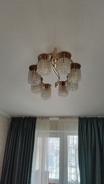 Люстра 8 рожковая