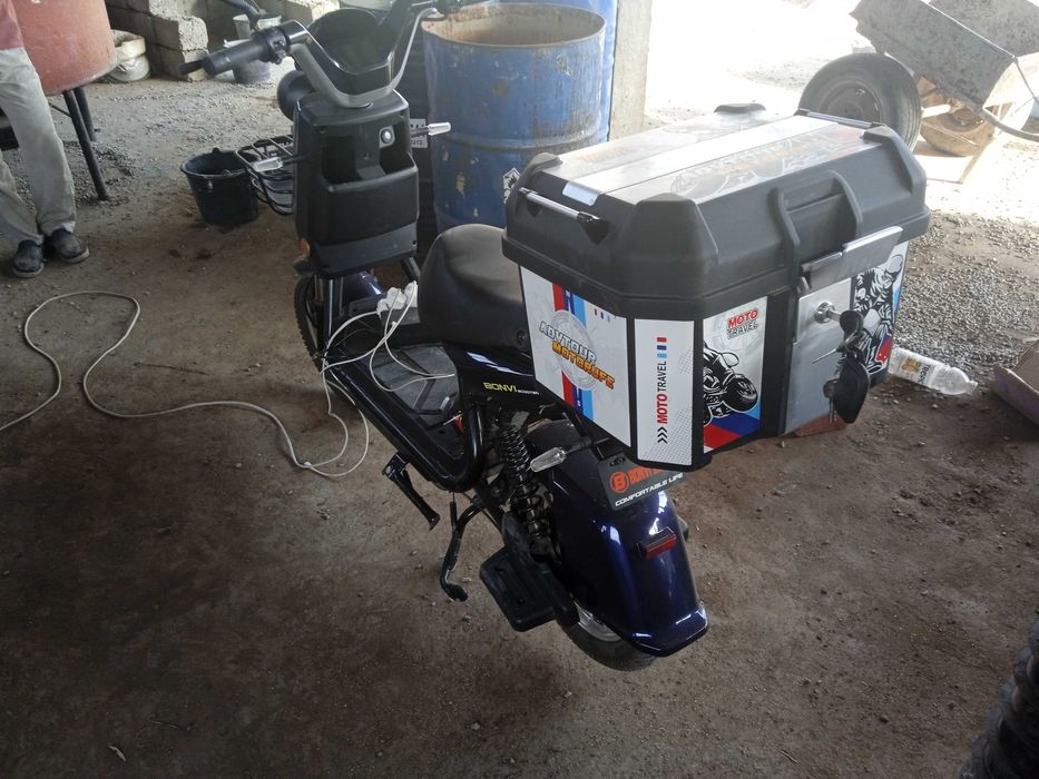 Skuter sotiladi holati zoʻr