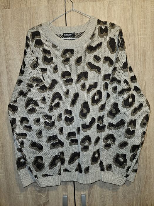 Pulover animal print