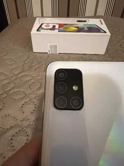 Samsung Galaxy A51