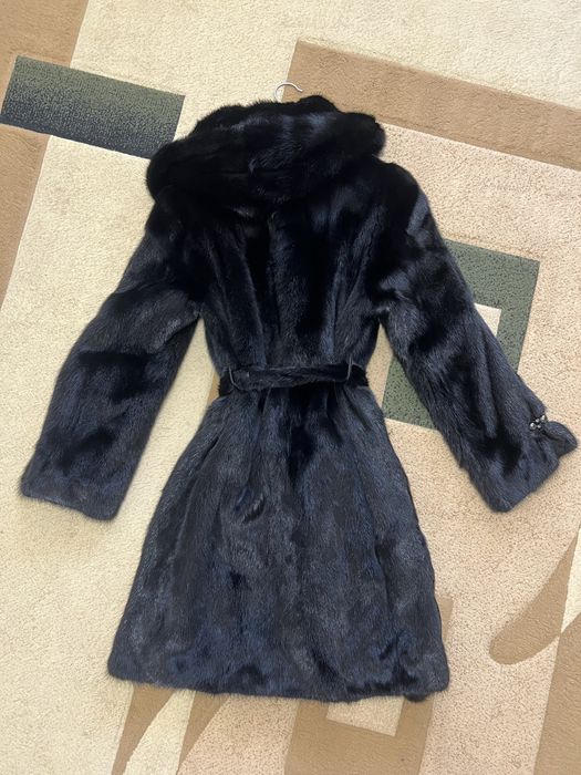 Продам норковую шубу