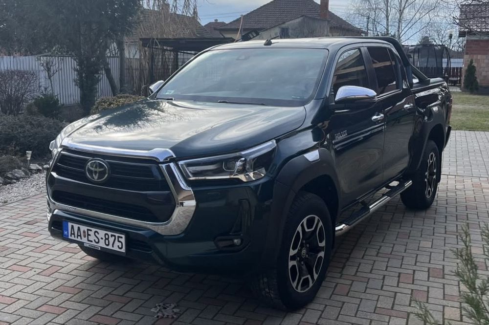 Toyota hilux 2.8 km 98000