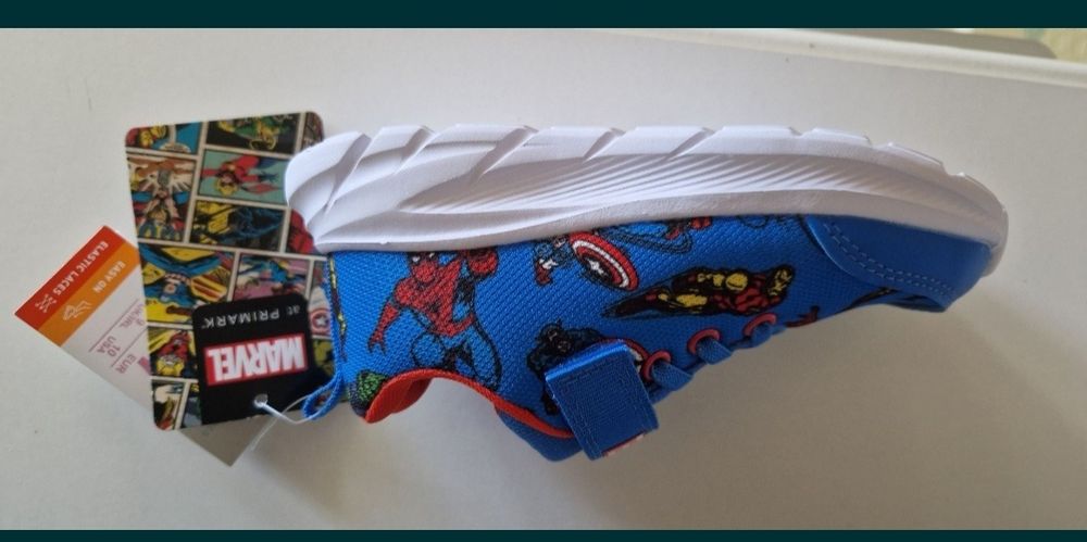 Нови оригинални детски маратонки Marvel  27 номер