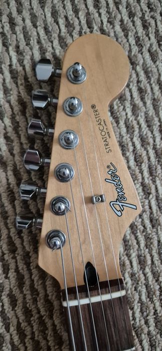 Электрогитара фендер