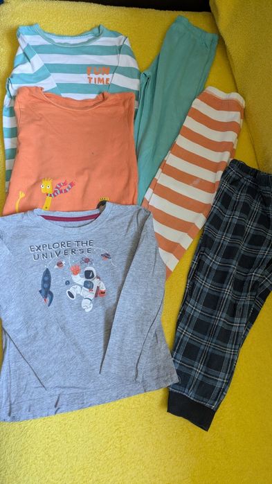 Vand lot 3 pijamale 98/104, baietei