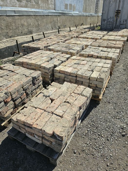 Продам кирпич бу, самовывоз ДСК