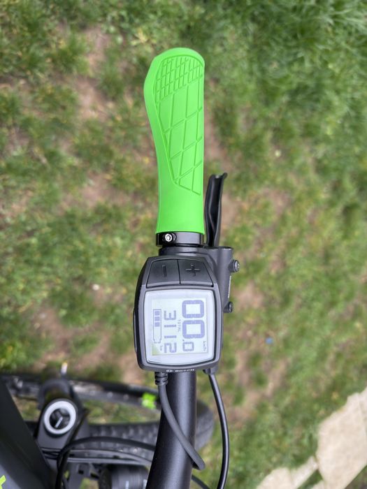 Bicicleta electrica CUBE Reaction