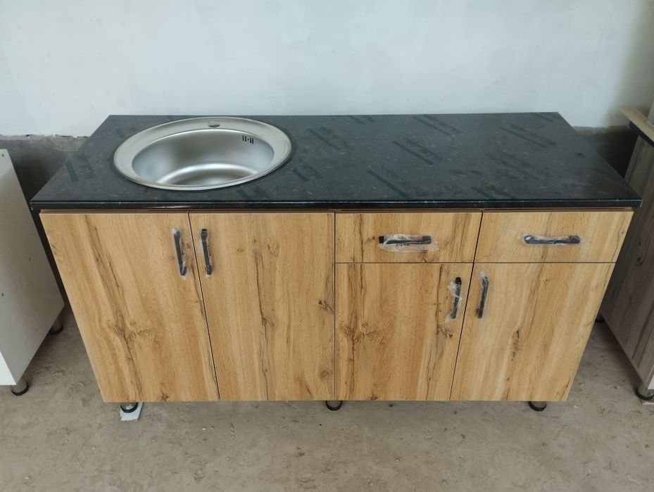 Кухонная мебель.  Кухонная гарнитур.  Кухонная мойка