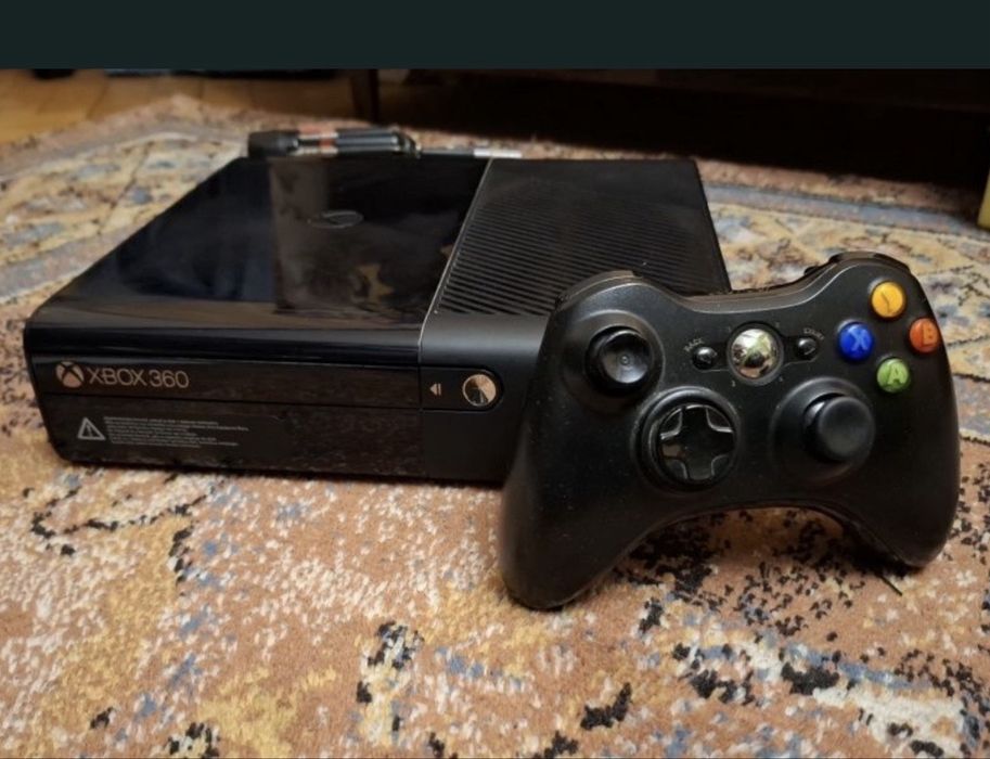 Xbox 360 cu jocuri incluse