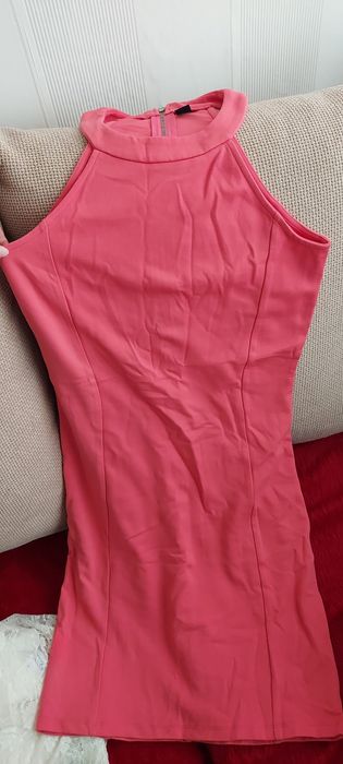 Розова лятна рокля