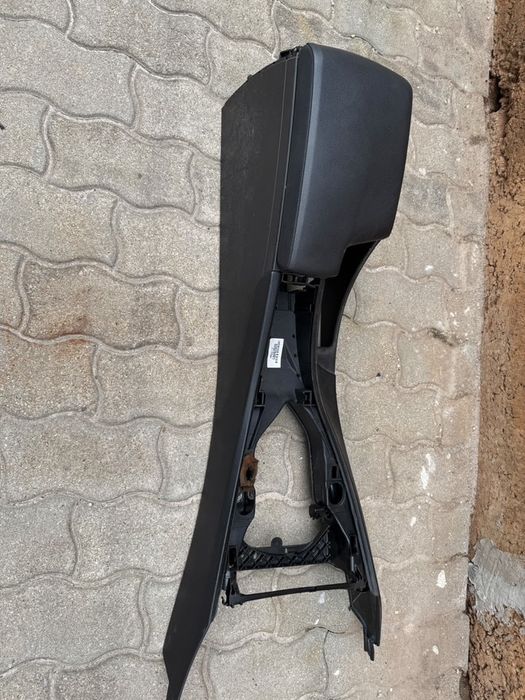 Подлакътник bmw e90/91