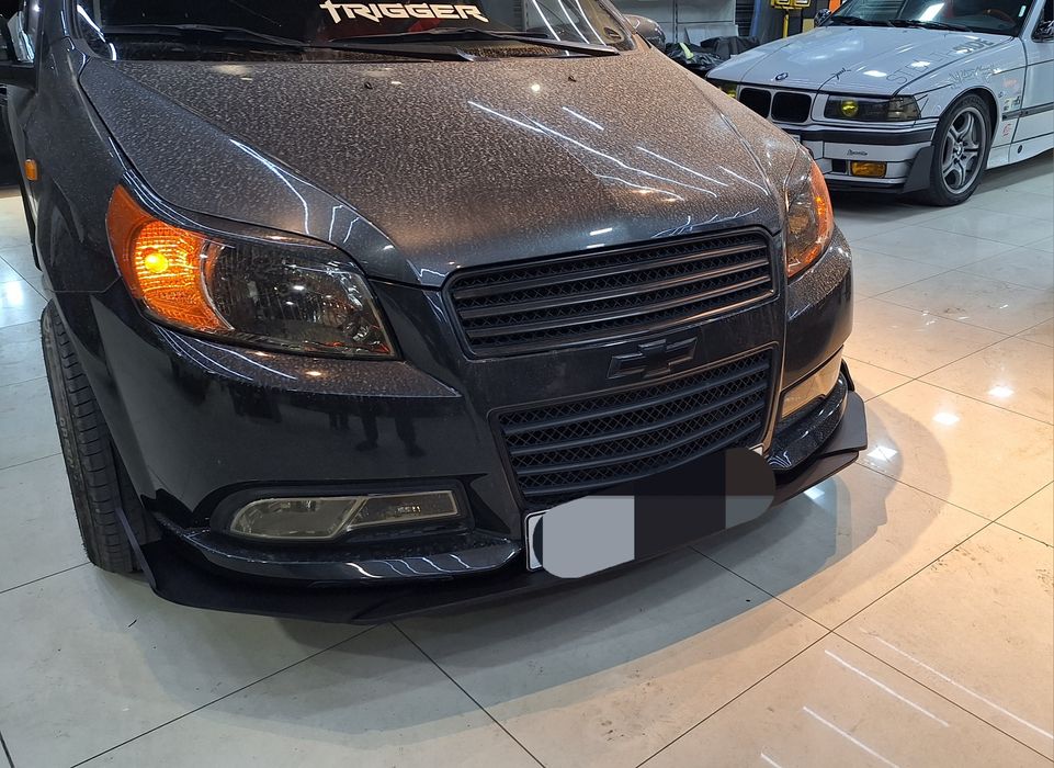 Nexia r3 передний Сплитер Губа. Спойлер на Бампер.