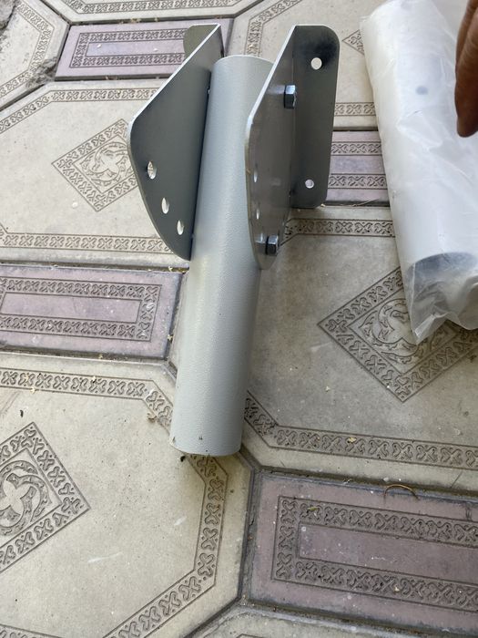 Кронштейны для прожекторов