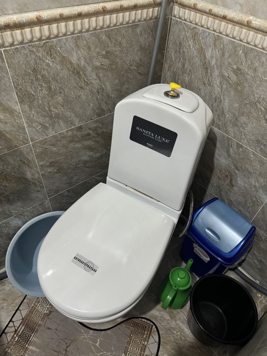 Унитаз в отличном состоянии