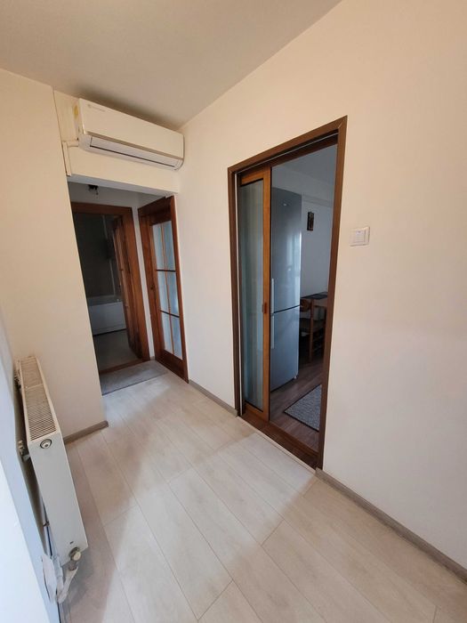 Apartament central 2 camere decomandat 57 mp cu 2 parcari platite