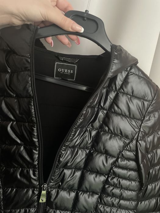 Дамско оригинално пролетно яке Guess