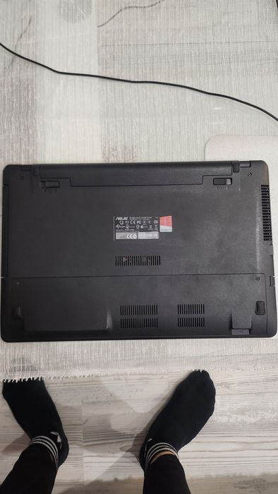 Лаптоп ASUS Intel core i 3 nvidia geforce 720m 1TB !