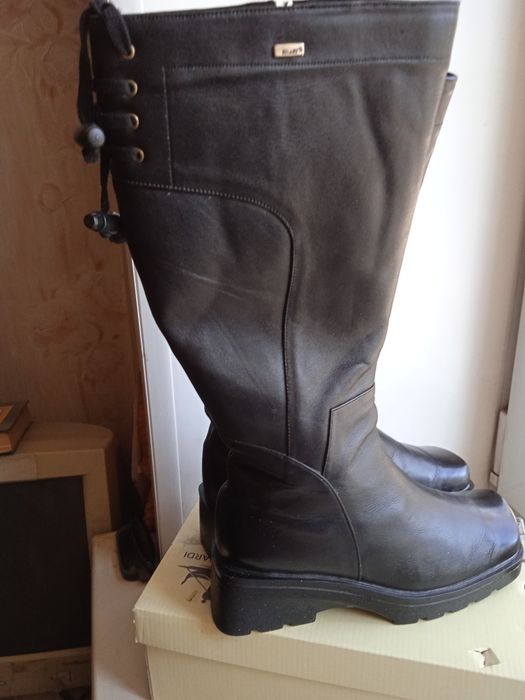 Сапоги женские новые