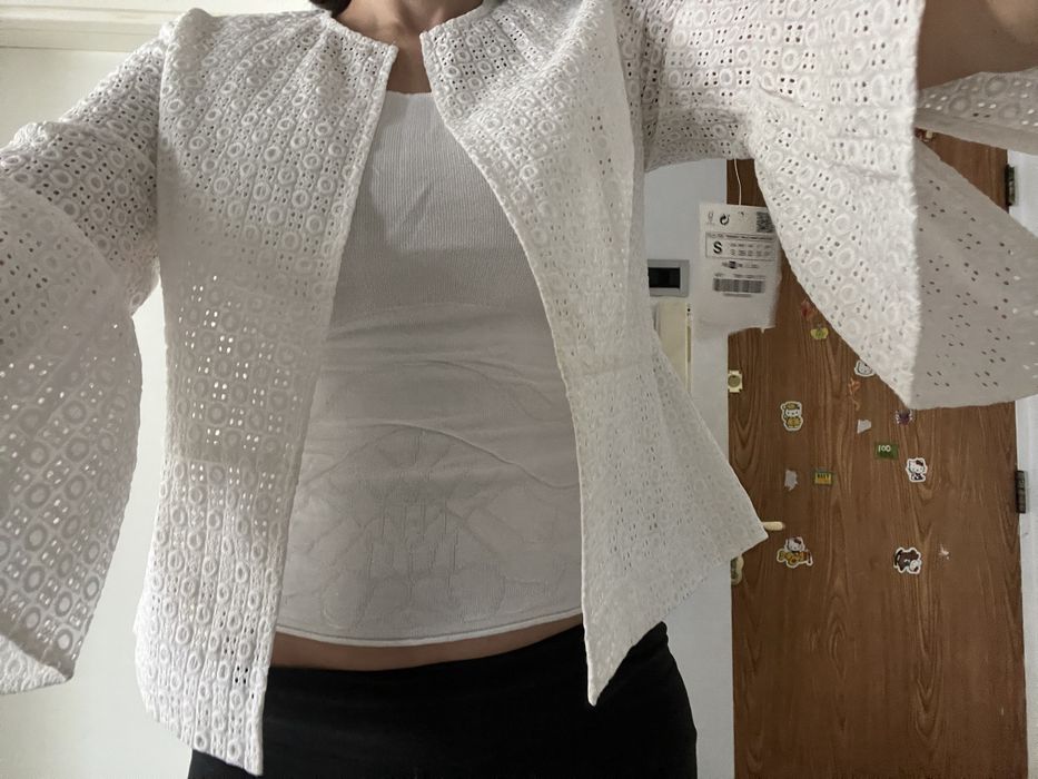 Sacou elegant Zara,  marime S, sacoul este nou cu eticheta.