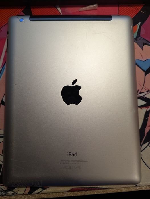 На запчасти ipad 4 64гб