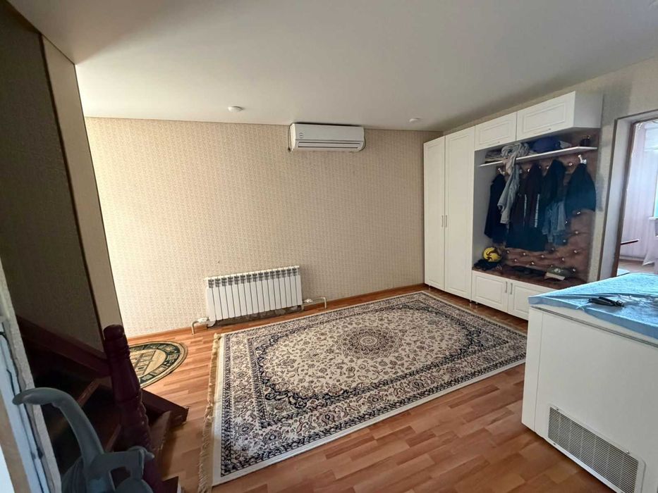 Продам 3х этажный дом