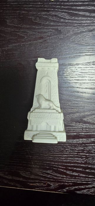 Статуетка Паметникът Шипка