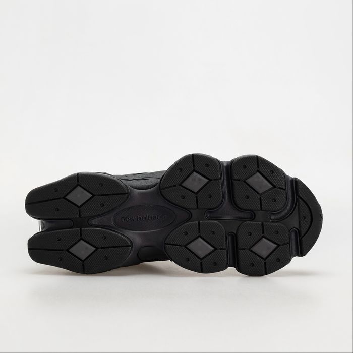 New Balance 9060 - Triple Black - * В Разпродажба *