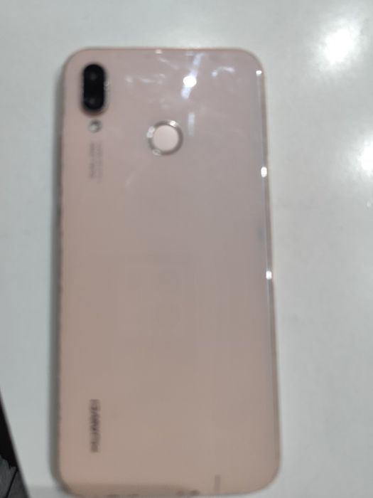 Продам телефон Huawei