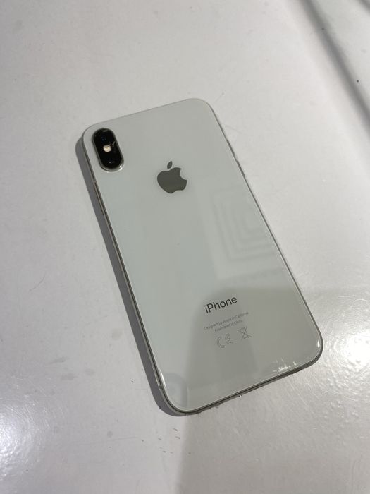 Продам Айфон Xs 64gb